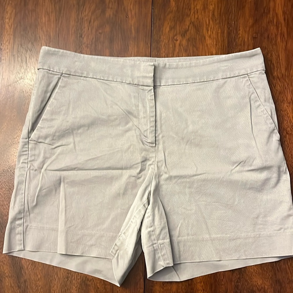 LOFT riviera 6” shorts size 10